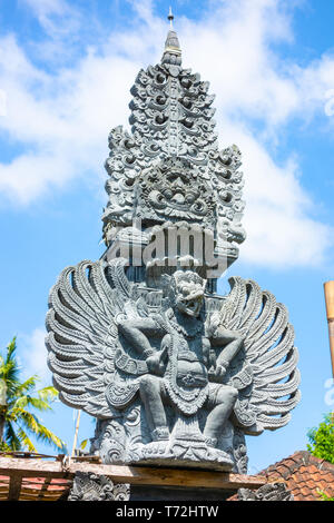 Una statua indù in Bali Indonesia Foto Stock