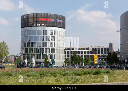 Essen, Germania, piazza Limbecker Platz, Funke Mediengruppe. Foto Stock