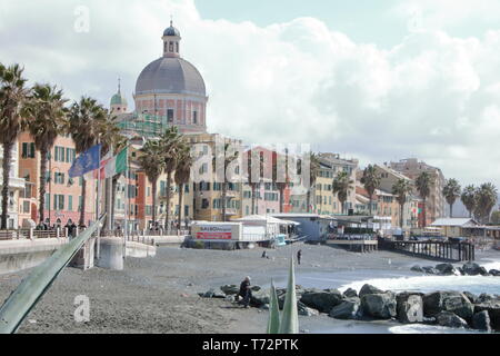 A Pegli - Italia - Su aprile , 02, 2018 - vista dal porto Foto Stock