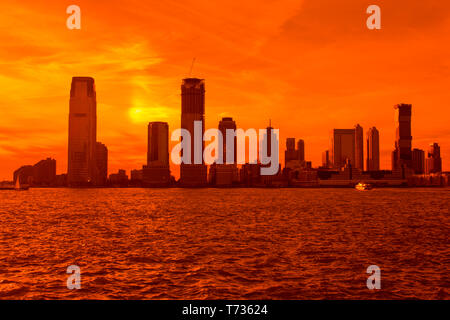 SKYLINE del centro città di Jersey Fiume Hudson NEW JERSEY USA Foto Stock
