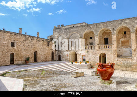 Castello Episcopio di Grottaglie, Puglia, Italia Foto Stock