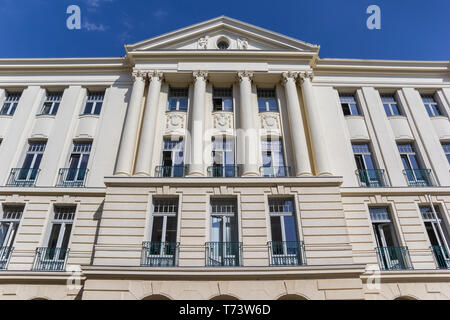 Facciata del ministero delle Finanze edificio in Schwerin, Germania Foto Stock