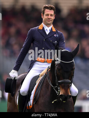 Badminton station wagon, Badminton, UK. Il 3 maggio, 2019. Mitsubishi Motors Badminton Horse Trials, giorno 3; Christopher Burton (AUS) riding COOLEY TERRE completa la prova di dressage al giorno 3 del 2019 Badminton Horse Trials Credito: Azione Sport Plus/Alamy Live News Foto Stock