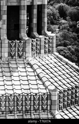 Questo particolare architettonico rivela l'Art Deco tiling della città edificio ottagonale della rotunda in Asheville, NC, Stati Uniti d'America Foto Stock