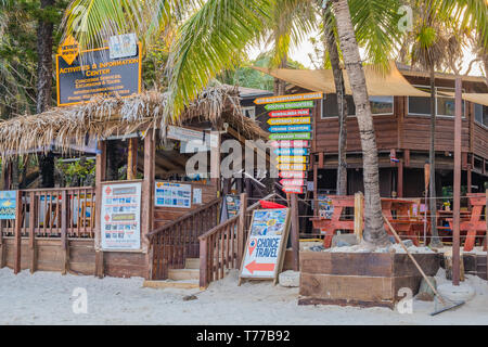 Centro informazioni turistiche a West Bay Beach Roatan Honduras. Foto Stock