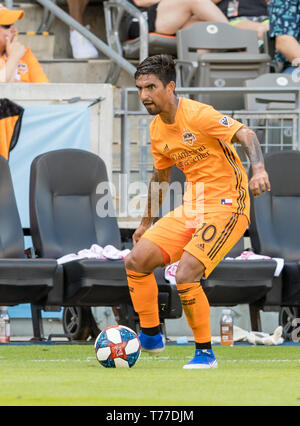 Texas, Stati Uniti d'America. 04 Maggio, 2019. Maggio 04, 2019 Houston Dynamo defender A. J. DeLaGarza (20) durante una partita tra FC Dallas e Houston Dynamo BBVA Compass Stadium di Houston, Texas. La finale di Houston Dynamo batte il FC Dallas 2-1 Maria Lysaker/CSM Credito: Cal Sport Media/Alamy Live News Foto Stock