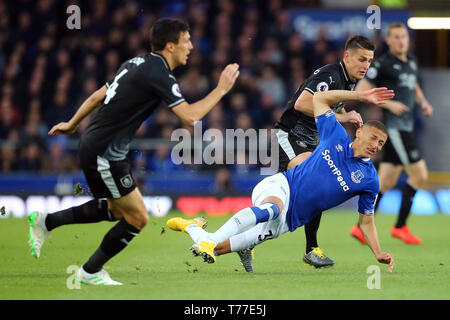 Liverpool, Regno Unito. 03 Maggio, 2019. Richarlison di Everton durante il match di Premier League tra Everton e Burnley a Goodison Park il 3 maggio 2019 a Liverpool, in Inghilterra. Credito: Immagini di PHC/Alamy Live News Foto Stock