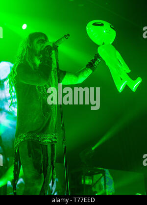 Miami Beach, FL, Stati Uniti d'America. Il 3 maggio, 2019. Rob Zombie esegue al Fillmore Miami Beach di Miami Beach, FL 3 maggio 2018. Credito: Mpi140/media/punzone Alamy Live News Foto Stock