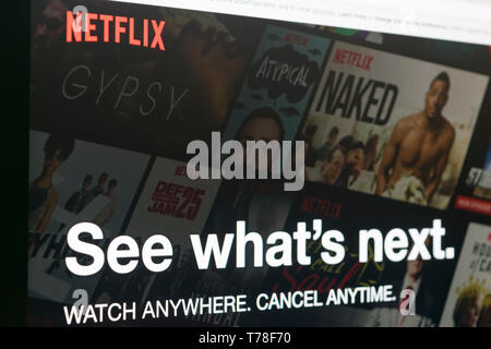 Sankt-Petersburg, Russia, Ottobre 25 2017: Close up Netflix app icona sullo schermo del computer portatile. Netflix è un leader internazionale di servizio abbonamento per w Foto Stock