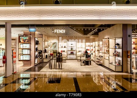 La Fendi Store, shopping esclusivo, l'Aeroporto Changi di Singapore, Sud Est asiatico Foto Stock