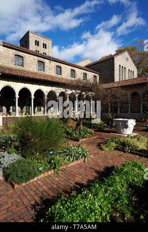 Bonnefont chiostri e giardino di erbe nel tem chiostri museum.Metropolitan Museum of Art.Manhattan.New York City.USA Foto Stock