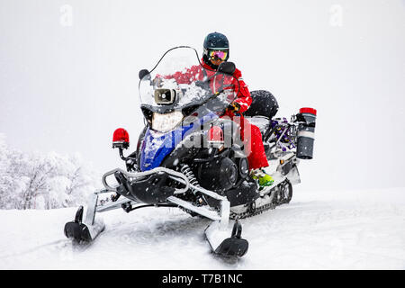 Pattuglia sci ufficiale, Hakuba, Giappone Foto Stock