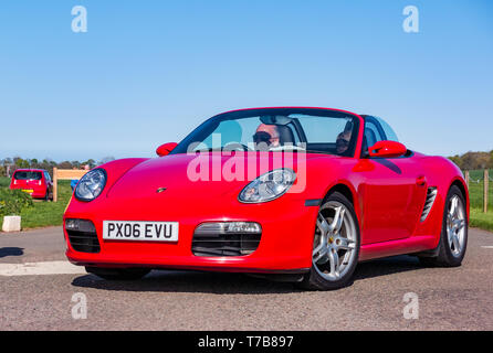 Classic 2006 Porsche Boxster Cabrio auto sportiva, Archerfield Aeroporto station wagon, North Berwick Rotary Club Classic Car Tour 2019, East Lothian, Scozia, Regno Unito Foto Stock