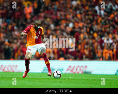 Istanbul, Turchia. Il 5 maggio, 2019. MarcÃ£o del Galatasaray durante la Turkish Super Lig match tra il Galatasaray S.K. e Besiktas al TÃ¼rk Telekom Arena di Istanbul, in Turchia. Ulrik Pedersen/CSM/Alamy Live News Foto Stock