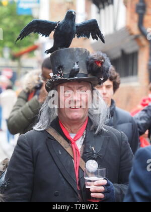 Rochester, Kent, Regno Unito. Il 6 maggio, 2019. Rochester spazza Festival 2019: una selezione di foto dall'ultimo giorno del 2019 sweep annuale festival tenutosi a Rochester, Kent su lunedì festivo, che celebra la festa tradizionale degli spazzacamini. Credito: James Bell/Alamy Live News Foto Stock