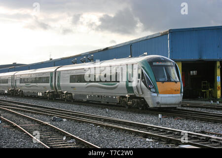 Dublino Heuston ,l'Irlanda, aprile 2009, Iarnrod Eireann servizio del treno Foto Stock