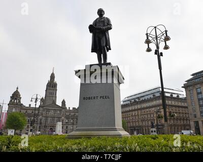 Robert Peel statua in George Square, Glasgow, Scotland, Regno Unito, Europa Foto Stock