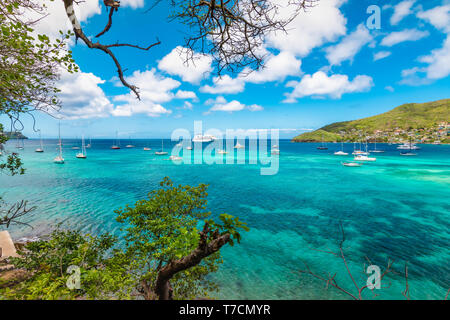 Lo splendido paesaggio di Admiralty Bay a Bequia. Foto Stock