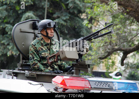 Sofia, Bulgaria - Maggio, 06, 2019: St. George's Day - La tradizionale parata militare a Sofia, in Bulgaria il 6 di maggio - Il giorno del coraggio. Foto Stock