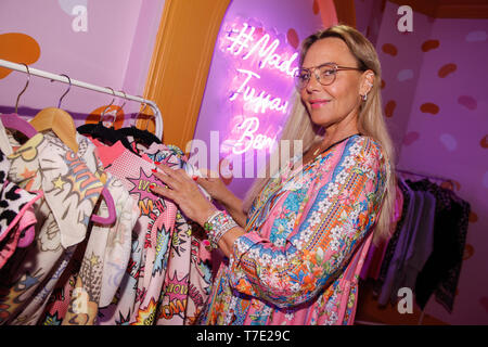 Berlino, Deutschland. 06 Maggio, 2019. 06.05.2019, Berlin: Natascha Ochsenknecht presenta la sua nuova collezione denominata "Natascha ama Neon' in Madame Tussauds. | Utilizzo di credito in tutto il mondo: dpa/Alamy Live News Foto Stock