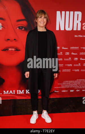 Berlino, Deutschland. 06 Maggio, 2019. Sherry Hormann come ospite alla premiere di 'appena una donna' nel cinema internazionale. La versione teatrale del film è il 9.5.2019. | Utilizzo di credito in tutto il mondo: dpa/Alamy Live News Foto Stock