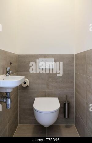 Close up olandese moderno bagno interno Foto Stock
