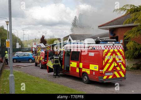 Cork, in Irlanda, 6 maggio, 2019. Incendio presso il Commons Inn Cork City. La città di Cork Vigili del Fuoco tackeling un incendio scoppiato nel il Commons Inn intorno Foto Stock