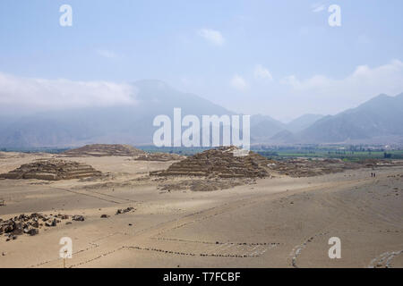 Il sito archeologico della Città sacra di Caral (o Caral-Supe perché si trova sul Supe Valley) in Barranca Provincia, Regione di Lima, Perù Foto Stock