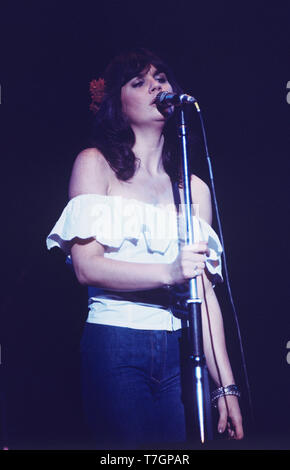 Amsterdam, Paesi Bassi - 1976, Linda Ronstadt (foto Gijsbert Hanekroot) Foto Stock