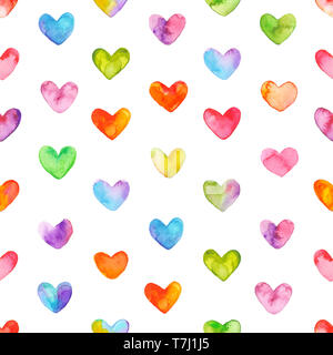 Modello senza cuciture con disegnato a mano i cuori ad acquerello. Dipinto a mano romantico ornamento per il giorno di San Valentino. Accuratamente isolato su sfondo bianco. Foto Stock