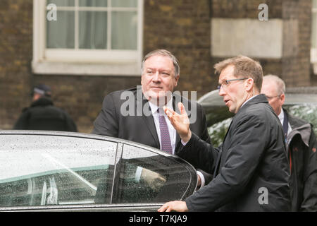 Londra, Regno Unito. 8 Maggio, 2019. Il Segretario di Stato americano Mike Pompeo arriva a Downing Street per colloqui con il Primo Ministro Theresa Maggio amid accresciuta tensioni con Iran Credito: amer ghazzal/Alamy Live News Foto Stock