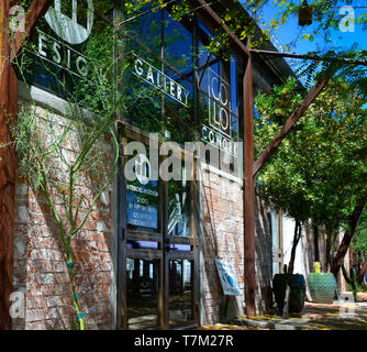 Ingresso al design industriale 'Interni in Design' Gallery sulla settima avenue nel magazzino Quartiere delle Arti di Tucson, AZ, Foto Stock