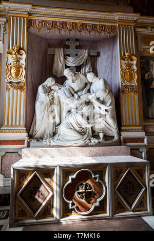 La Deposizione della Croce di scultura, da Theodor Wilhelm Achtermann nella Santissima Trinità dei Monti o la chiesa di Trinità dei Monti,roma,l'Italia. Foto Stock