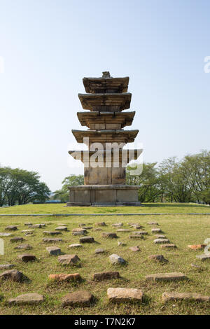 UNESCO Patrimonio Culturale, Wanggung cinque piani pagoda in pietra in Iksan, Corea. Foto Stock