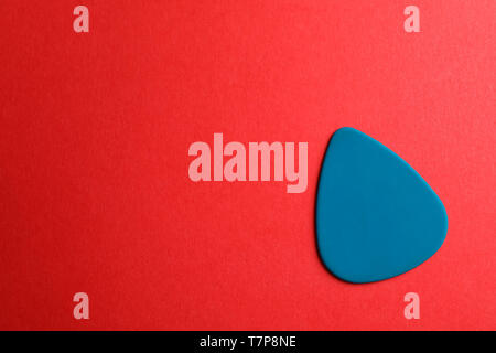 Chitarra blu scegli il colore di sfondo, spazio per il testo Foto Stock