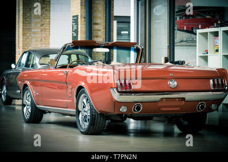 Ford Mustang cabriolet in perfette condizioni originali, la migliore auto per gli amanti dell'automobile dei muscoli antichi Foto Stock