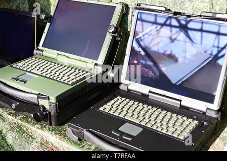 Laptop protetti per militari e per scopi industriali Foto Stock