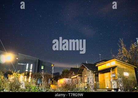 Notte stellata presso il nostro homestay a Matsumoto, Giappone. Outdoor casual rambles, in particolare un impeccabile cielo notturno, la stella a coprire ogni angolo, scintillante Foto Stock