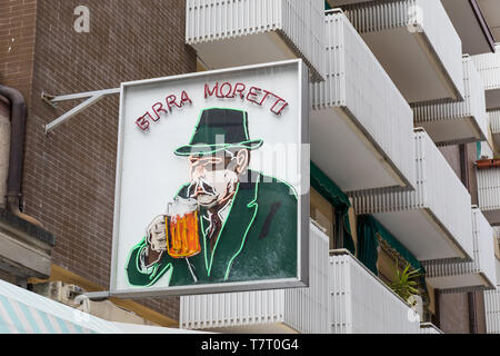 Birra Moretti cartello Foto Stock