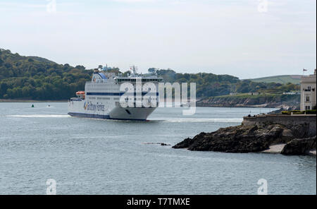 Plymouth, Inghilterra, Regno Unito. Maggio 2019. Roll on roll off Armorique traghetto in partenza Plymouth legato per Roscoff, Francia. Foto Stock