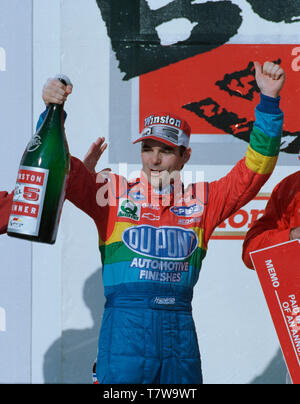 Jeff Gordon celebra il vincitore 1998 NASCAR Daytona 500 al Daytona International Speedway Foto Stock