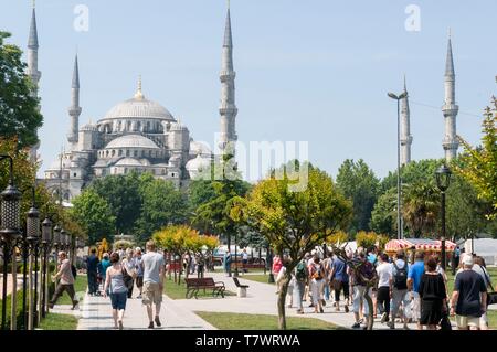 Turchia, Istanbul, centro storico sono classificati come patrimonio mondiale dall' UNESCO, il quartiere di Sultanahmet, la Moschea del Sultano Ahmet Camii (moschea blu) Foto Stock