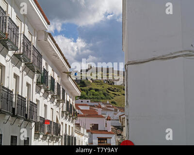 Case bianche nella città di Aracena, Heulva provincia, Andalusia,Spagna Foto Stock