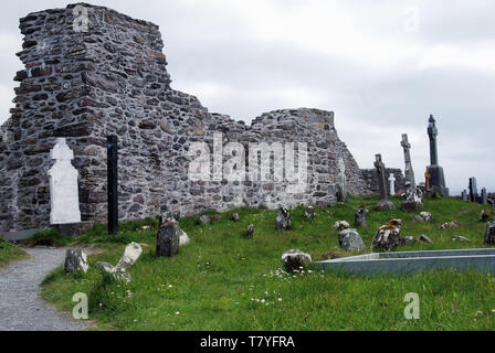 Ballinskelligs convento agostiniano è stata fondata per i monaci che è venuto con la terraferma da Skellig Michael nel XII secolo. Foto Stock