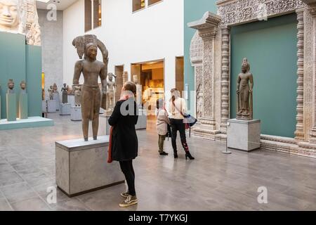 Francia, Parigi, Museo Nazionale delle Arti asiatiche Guimet MNAAG abbreviata, Khmer Hall, Angkor Foto Stock