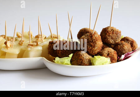 Finger food, antipasto con polpette di carne Foto Stock