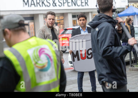 Brentwood Essex 9 maggio 2019 riprese di l'ultimo episodio del solo modo è Essex TOWIE in Brentwood High Street Credit Ian Davidson/Alamy Live News Foto Stock