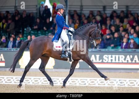 Windsor, Berkshire, Regno Unito. 09 Maggio, 2019. Vincitore. Charlotte Dujardin in sella Erlentanz. GBR. L'Al Shira"aa Grand Prix. CDI4*. Dressage. Royal Windsor Horse Show. Windsor. Berkshire. Regno Unito. GBR. 09/05/2019. Credito: Sport In immagini/Alamy Live News Foto Stock