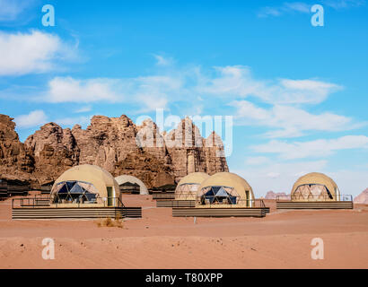 Sun City Camp, Wadi Rum, Governatorato di Aqaba, Giordania, Medio Oriente Foto Stock