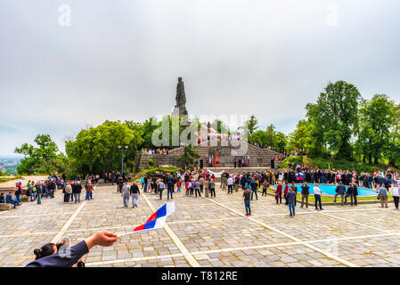 Plovdiv, Bulgaria - 9 Maggio 2019: Il Monumento del soldato sovietico Aliosha sulla sommità del simbolico collina di Plovdiv Bunardjik, celebrando la vittoria di t Foto Stock